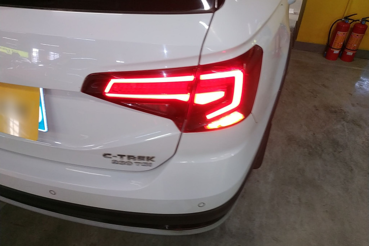 Volkswagen C-Trek 2017 immagine di auto #8