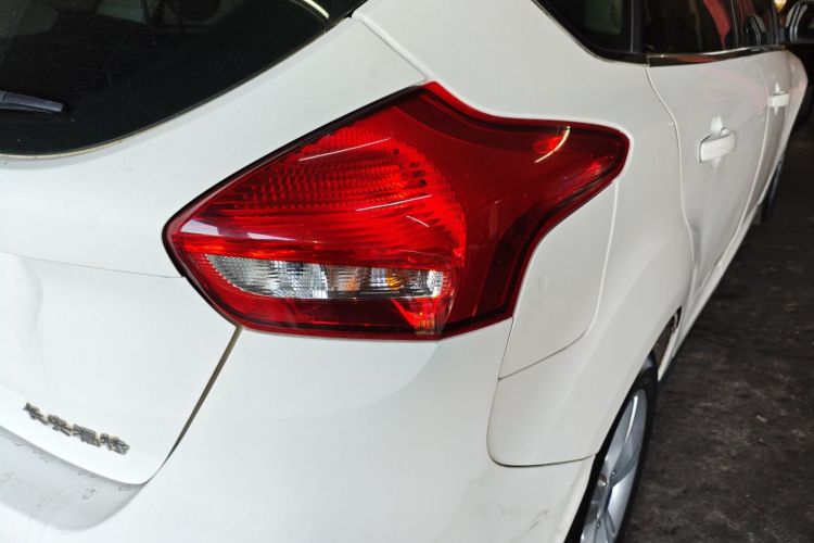 Ford Focus 2015 #8 Ford Focus 2015 immagine di auto #8