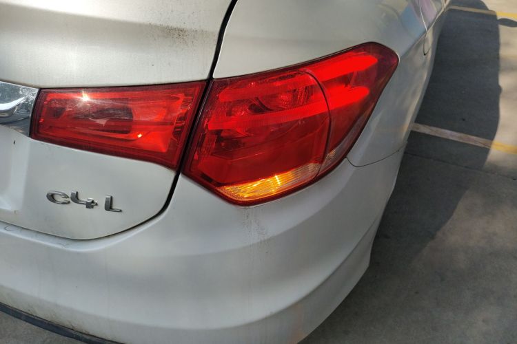 Citroen C4L 2014 car image #8