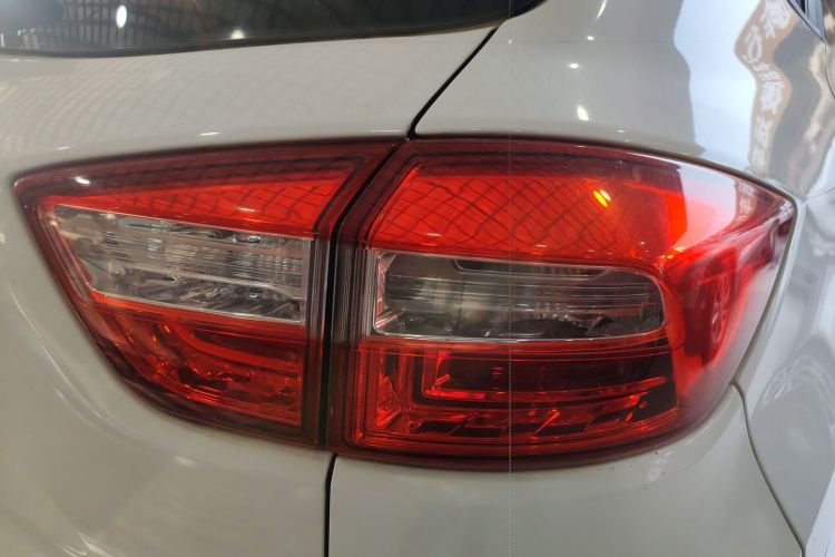 Changan CS15 2016 #8 Changan CS15 2016 car image #8