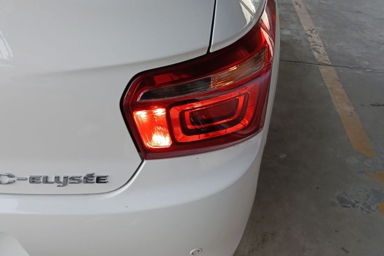 Citroen C-Elysée 2018 car image #8