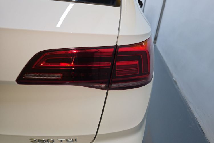 Volkswagen Tharu 2020 car image #8