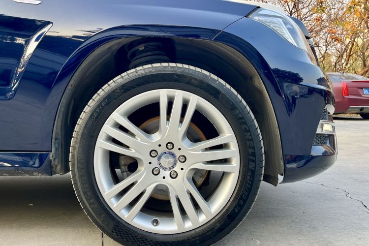 Mercedes-Benz GLK Class 2015 car image #8