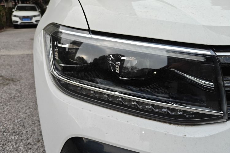 Volkswagen T-Cross 2021 #8 Volkswagen T-Cross 2021 car image #8