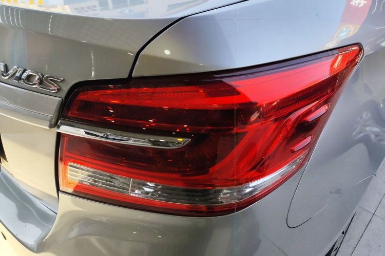 Vios 2017 car image #8