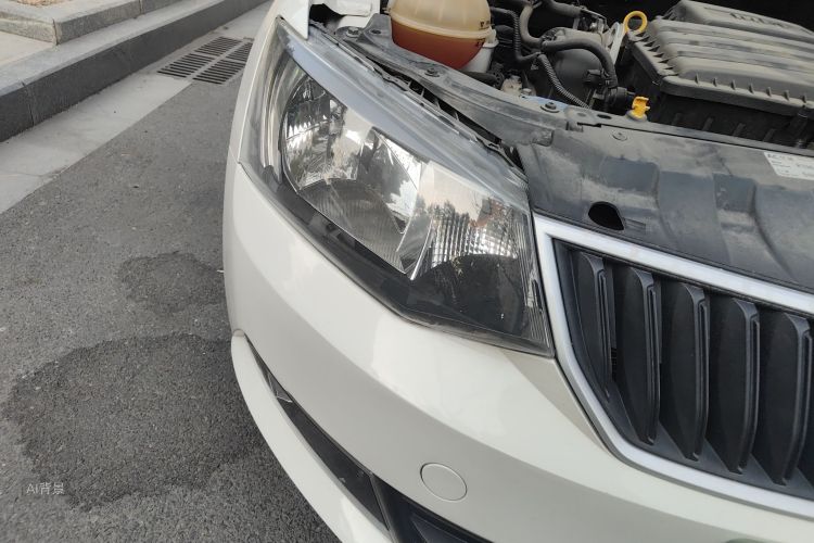 Skoda Fabia 2017 car image #8