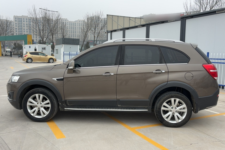 Chevrolet Captiva 2017 image de voiture #8