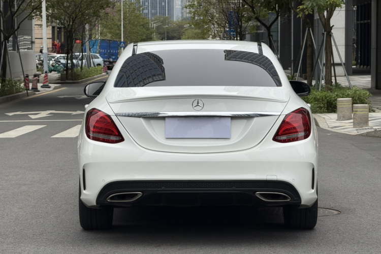 Mercedes-Benz C Class 2018 car image #8