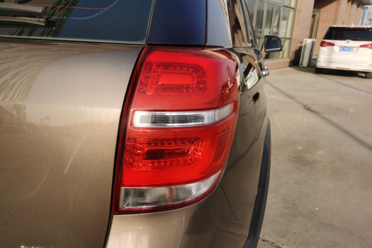 Chevrolet Captiva 2016 car image #8