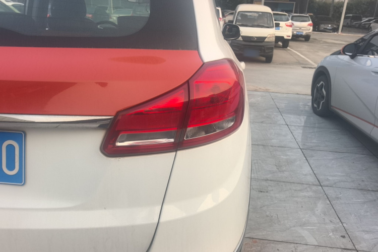 Kaiyi X5 2017 car image #8