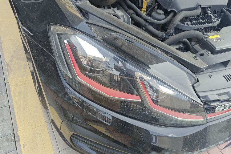 Volkswagen GolfGTI 2018 #8 Volkswagen GolfGTI 2018 car image #8