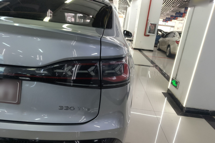 Volkswagen Tiguan X 2021 صورة سيارة #8