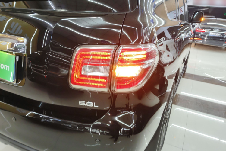 日产 途乐 2018 汽车图片 #8