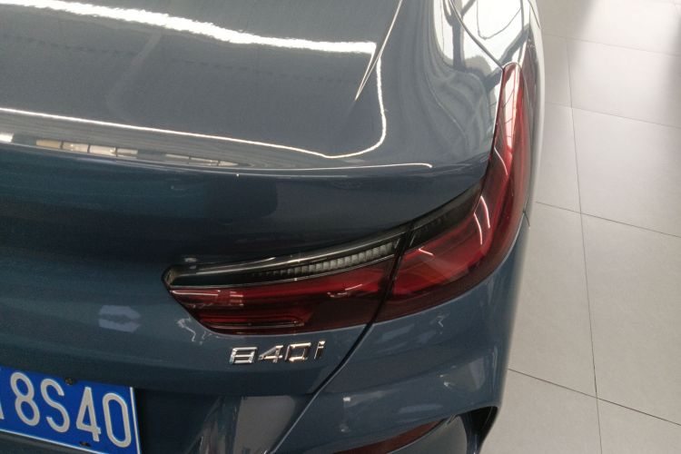 BMW 8 Series 2020 car image #8