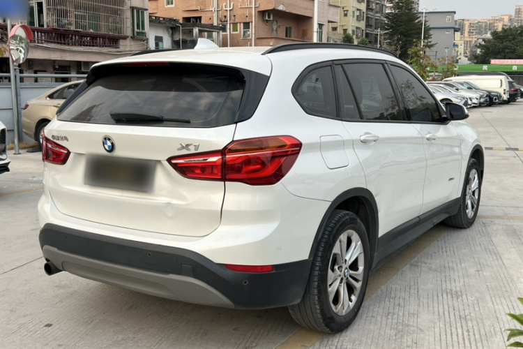BMW X1 2017 #8 BMW X1 2017 car image #8