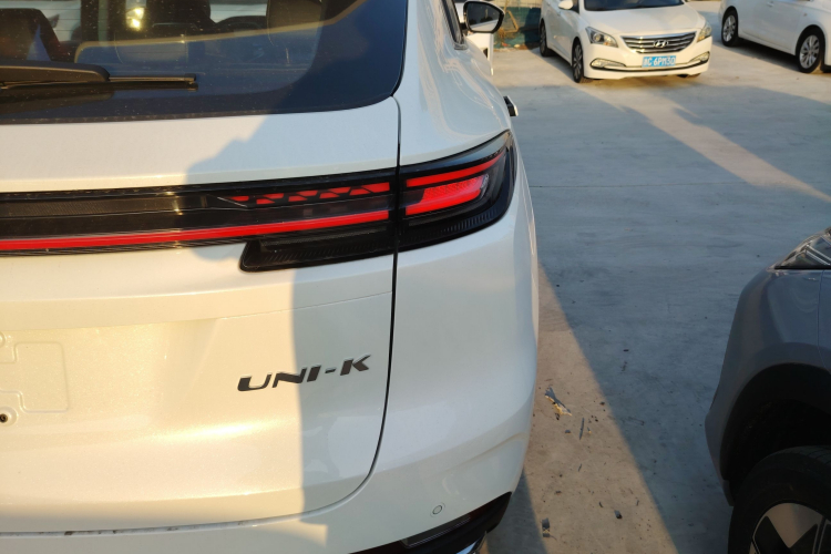 Changan UNI-K iDD 2025 #8 Changan UNI-K iDD 2025 immagine di auto #8