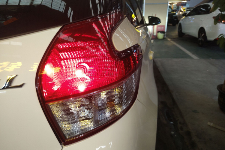 Toyota Yaris L Zhixuan 2015 #8 Toyota Yaris L Zhixuan 2015 car image #8