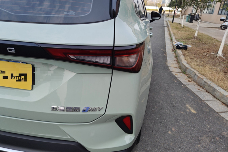 Wuling Asta 2024 #8 Wuling Asta 2024 изображение автомобиля #8