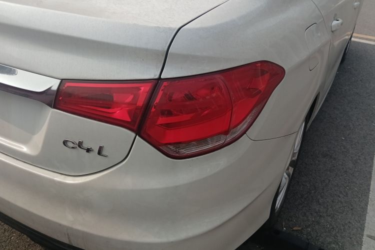 Citroen C4L 2015 car image #8