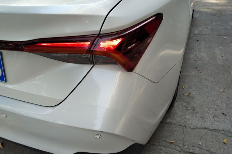 Toyota Avalon 2021 car image #8