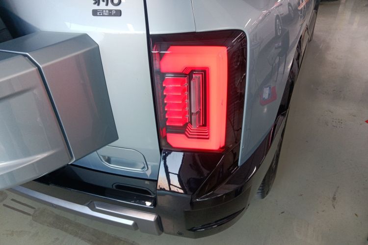 FangChengBao Leopard 8 2024 car image #8