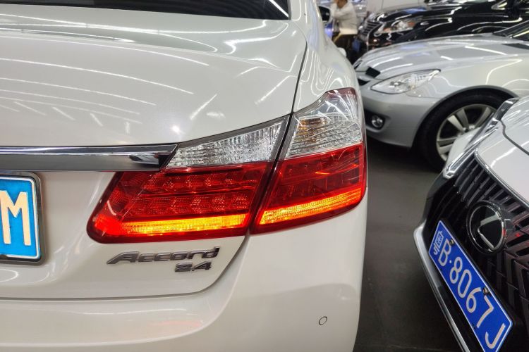 Honda Accord 2014 car image #8
