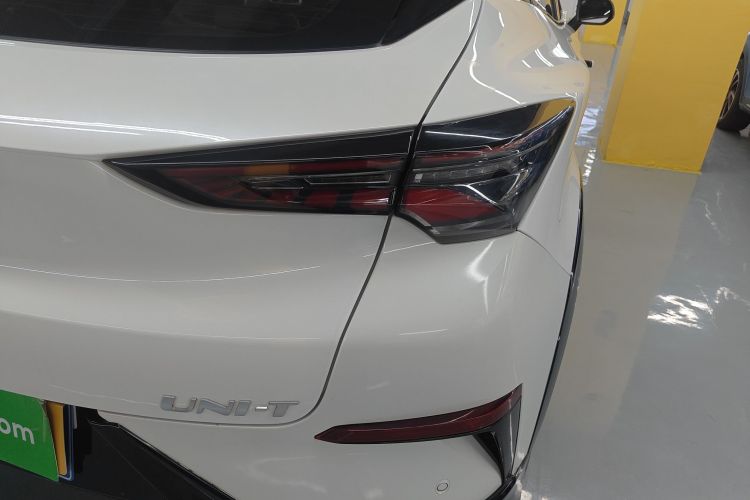 Changan UNI-T 2022 car image #8