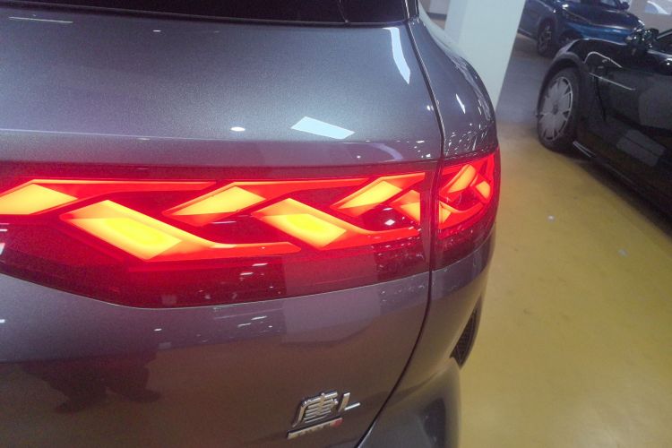 BYD Tang L 2025 #8 BYD Tang L 2025 imagen de coche #8