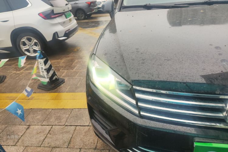 Volkswagen Touareg 2017 #8 Volkswagen Touareg 2017 car image #8