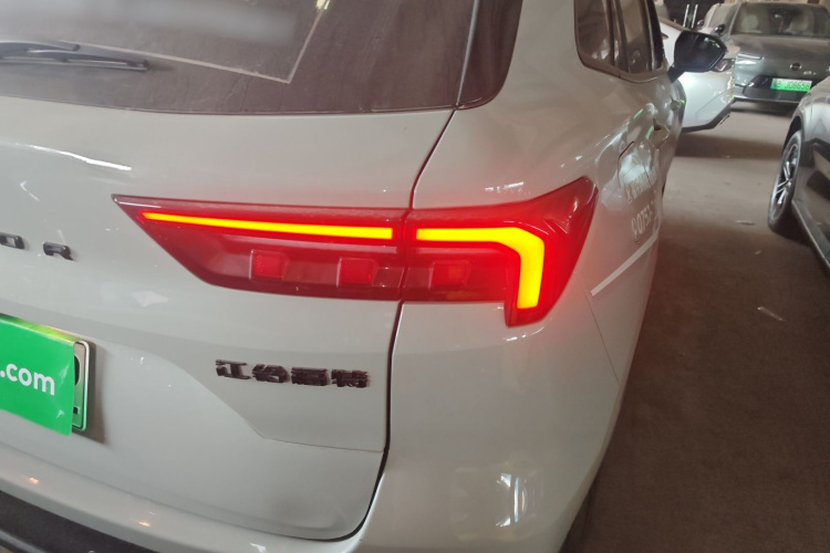 Ford Equator Sport New Energy 2024 car image #8