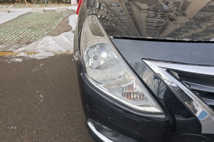Nissan Sunny 2015 #8 Nissan Sunny 2015 car image #8