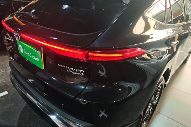 Toyota Harrier 2022 car image #8
