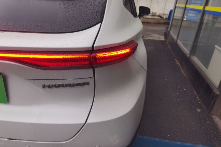 Toyota Harrier 2022 #8 Toyota Harrier 2022 car image #8