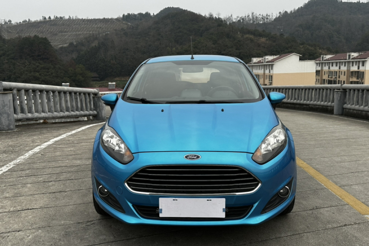 Ford Fiesta 2015 #8 Ford Fiesta 2015 car image #8