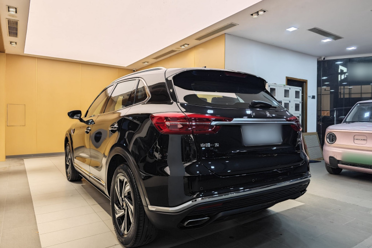 HongQi HS5 2022 car image #8