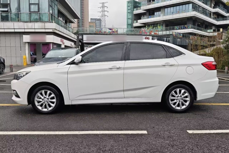 Changan Alsvin V7 2016 car image #8