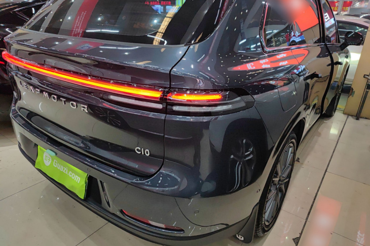 零跑汽车 零跑C10 2025 汽车图片 #8