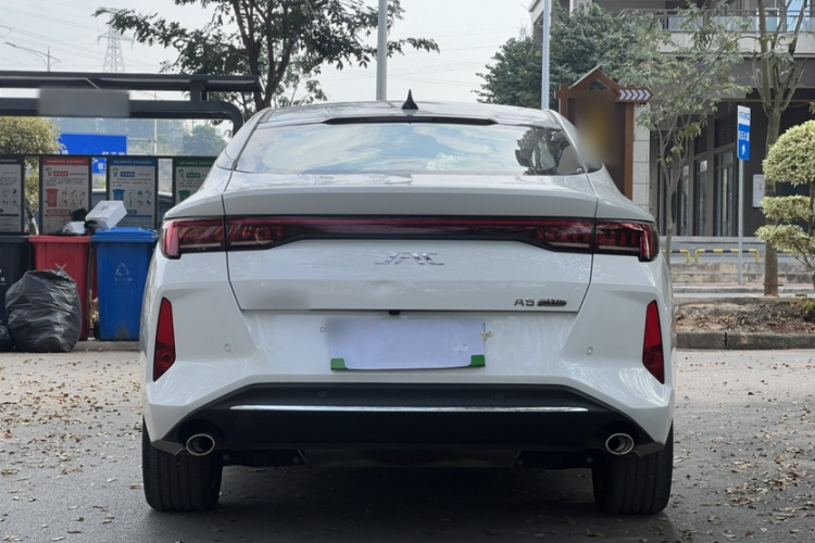 JAC A5 PLUS 2023 immagine di auto #8