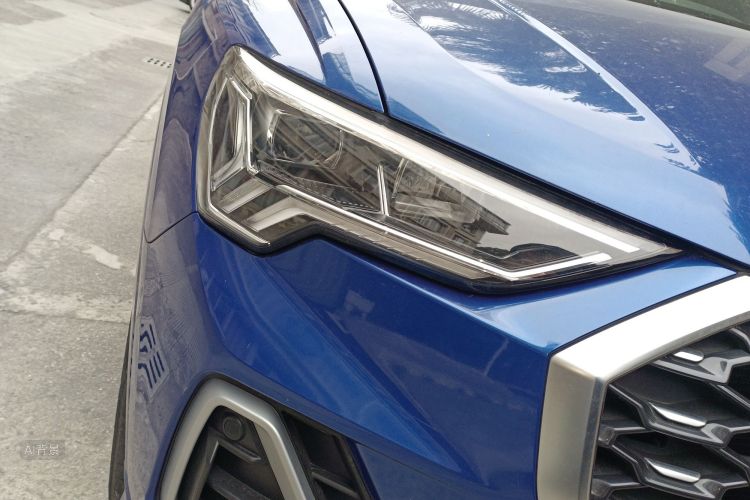 Audi Q3 Sportback 2020 car image #8