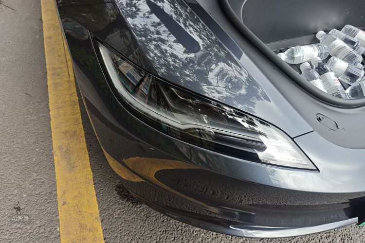 Tesla Model 3 2024 car image #8