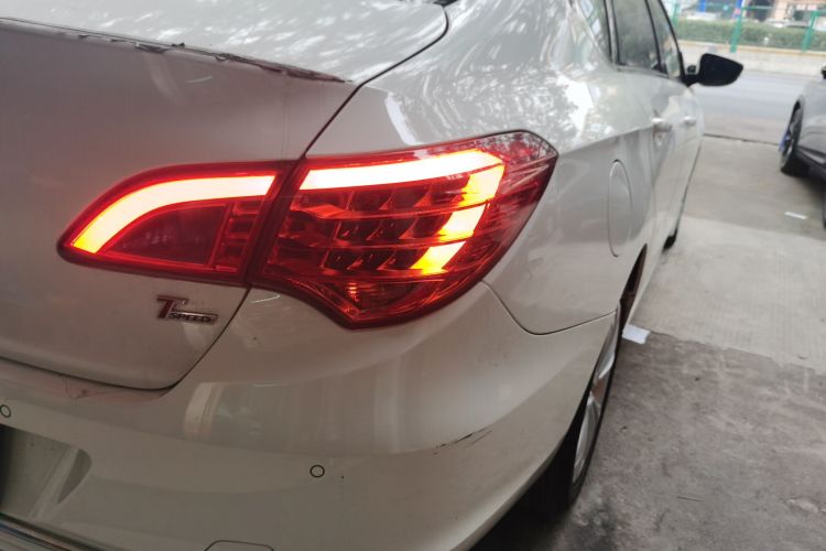 GAC Trumpchi GA6 2019 immagine di auto #8