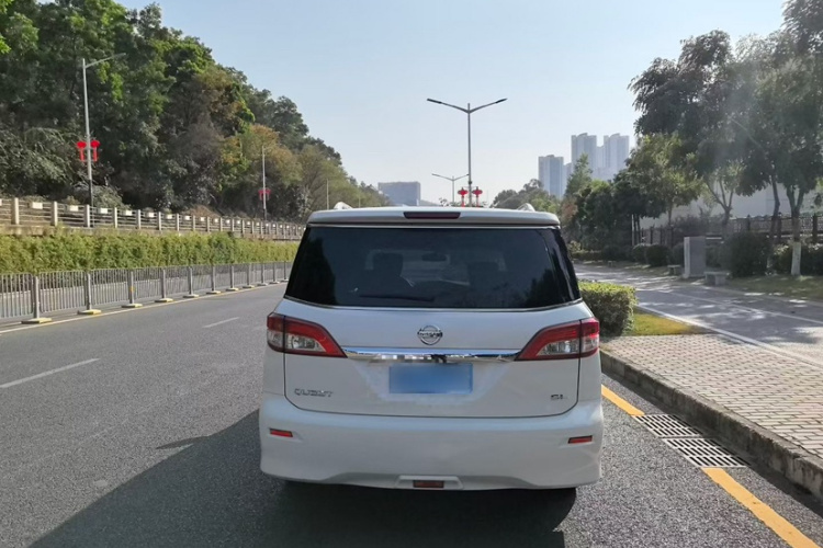 Nissan Quest 2016 imagen de coche #8