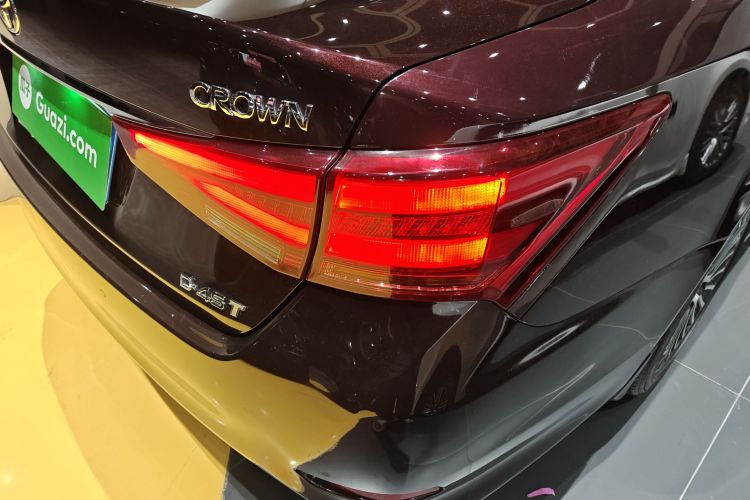 丰田 皇冠 2018 汽车图片 #8