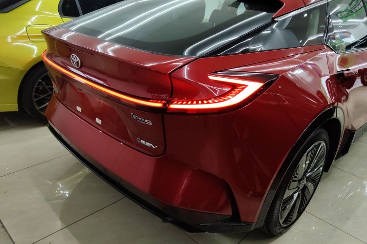 Toyota bZ5 2025 #8 Toyota bZ5 2025 car image #8