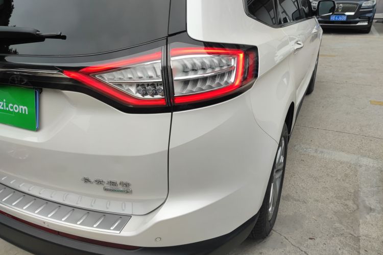 Ford Edge 2018 #8 Ford Edge 2018 صورة سيارة #8