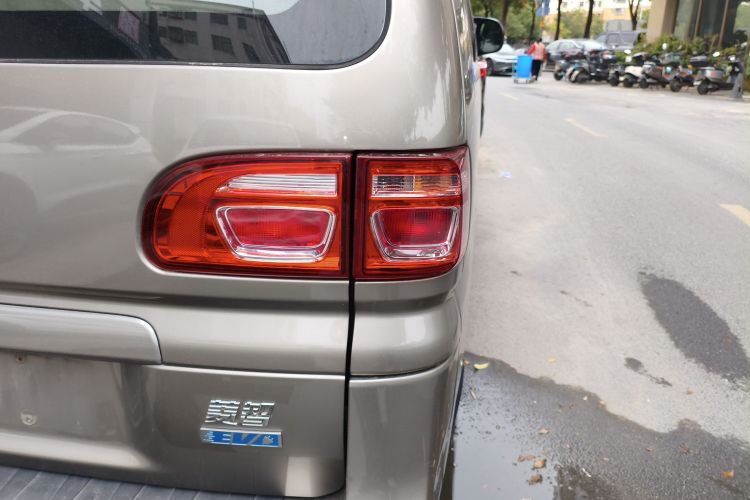 Forthing 2020 car image #8