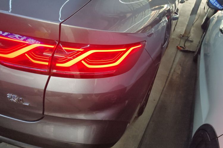 BYD Qin L 2024 car image #8