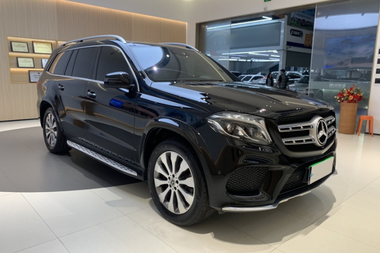 Mercedes-Benz GLS Class 2018 car image #8