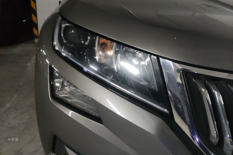 Skoda Kodiaq 2018 car image #8