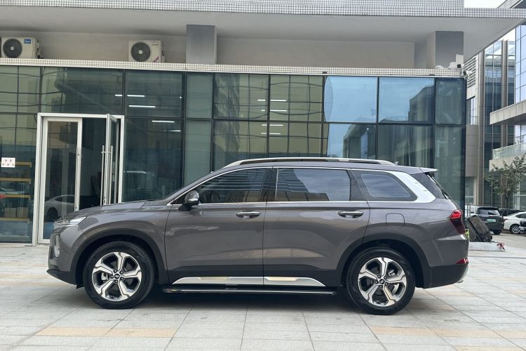 Hyundai Santa Fe 2022 car image #8